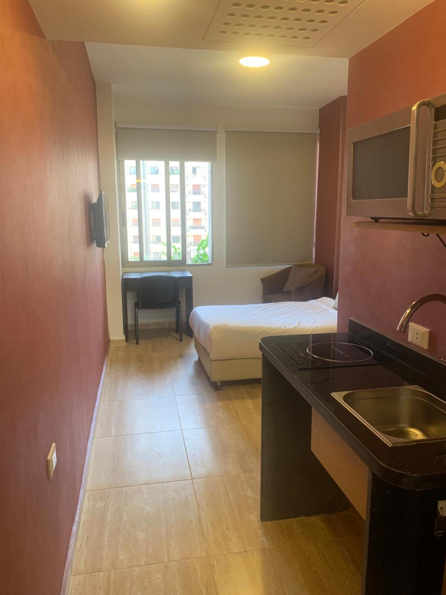 Bliss 3000 Furnished Studios Bejrut Zewnętrze zdjęcie