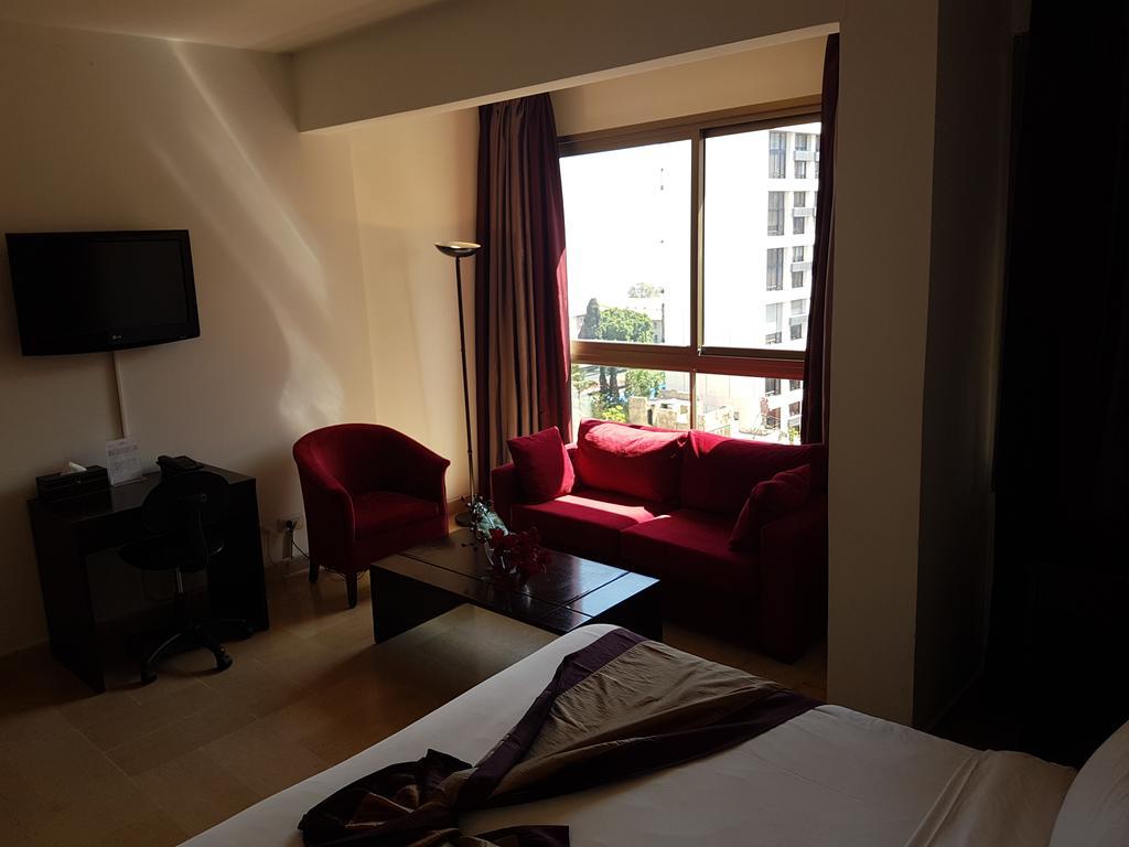 Bliss 3000 Furnished Studios Bejrut Zewnętrze zdjęcie