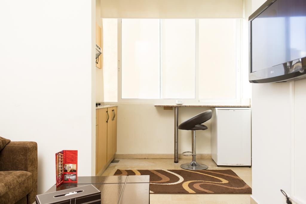 Bliss 3000 Furnished Studios Bejrut Zewnętrze zdjęcie