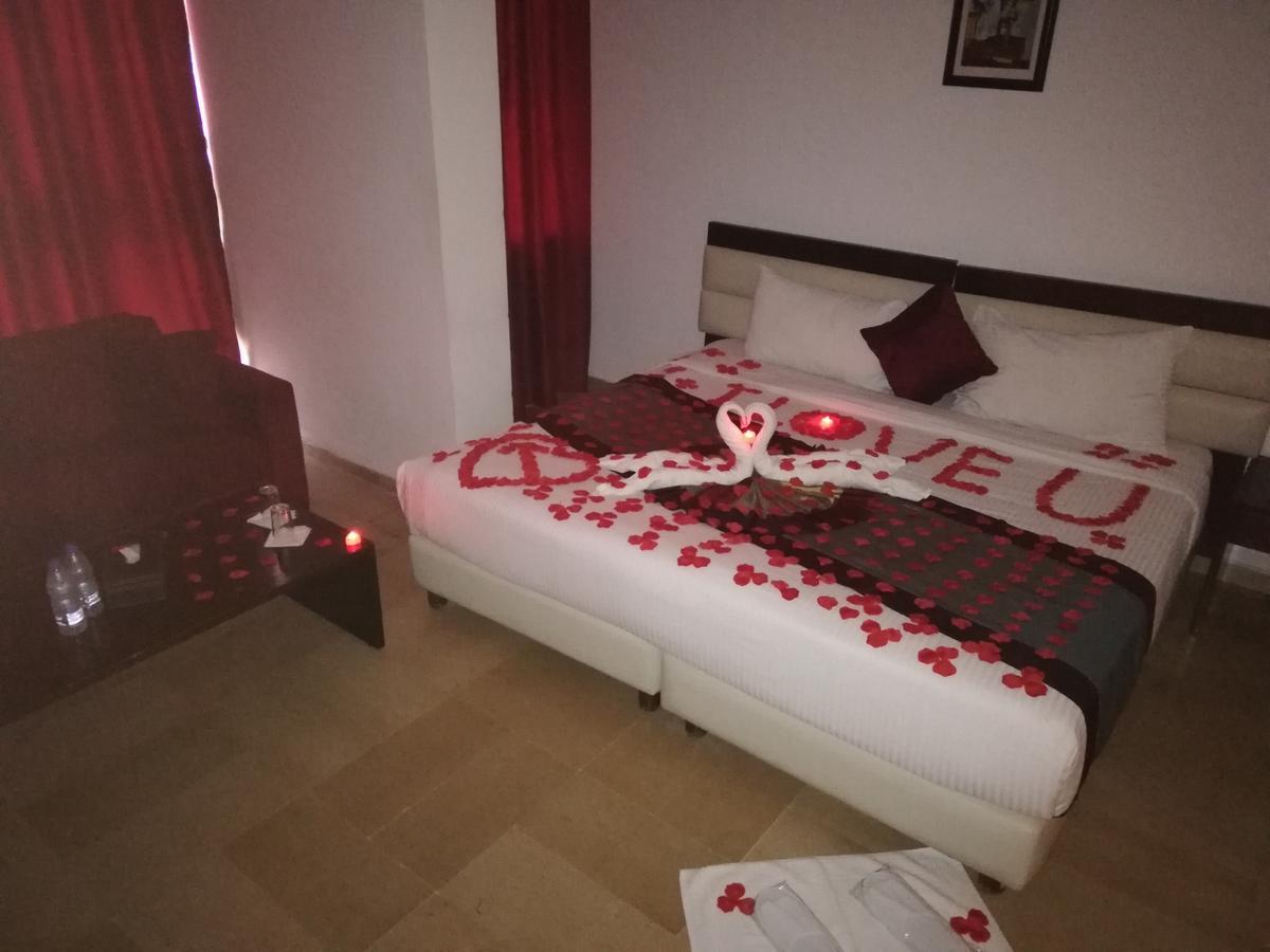 Bliss 3000 Furnished Studios Bejrut Zewnętrze zdjęcie